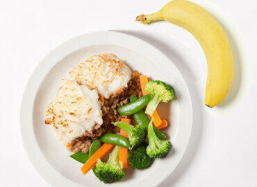 Cottage pie with vegetables, followed by a banana 