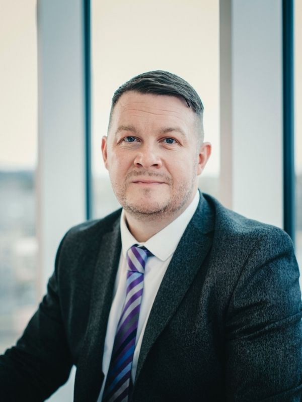 Garry Mournian headshot